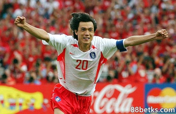 Hong Myung Bo